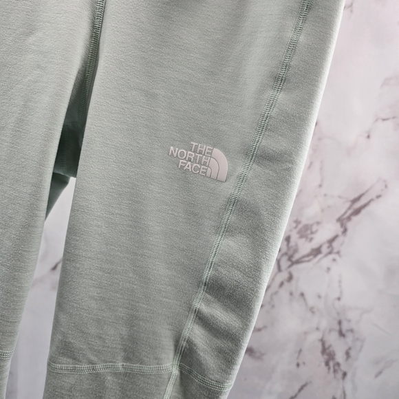 The North Face Women's Mint Green Leggings. Fit More Like a Size SMALL - Picture 9 of 13